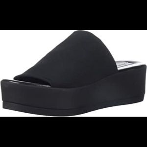 Steve Madden 90s Black Slinky Platform Slides